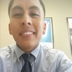 Meet your Posher, Moises